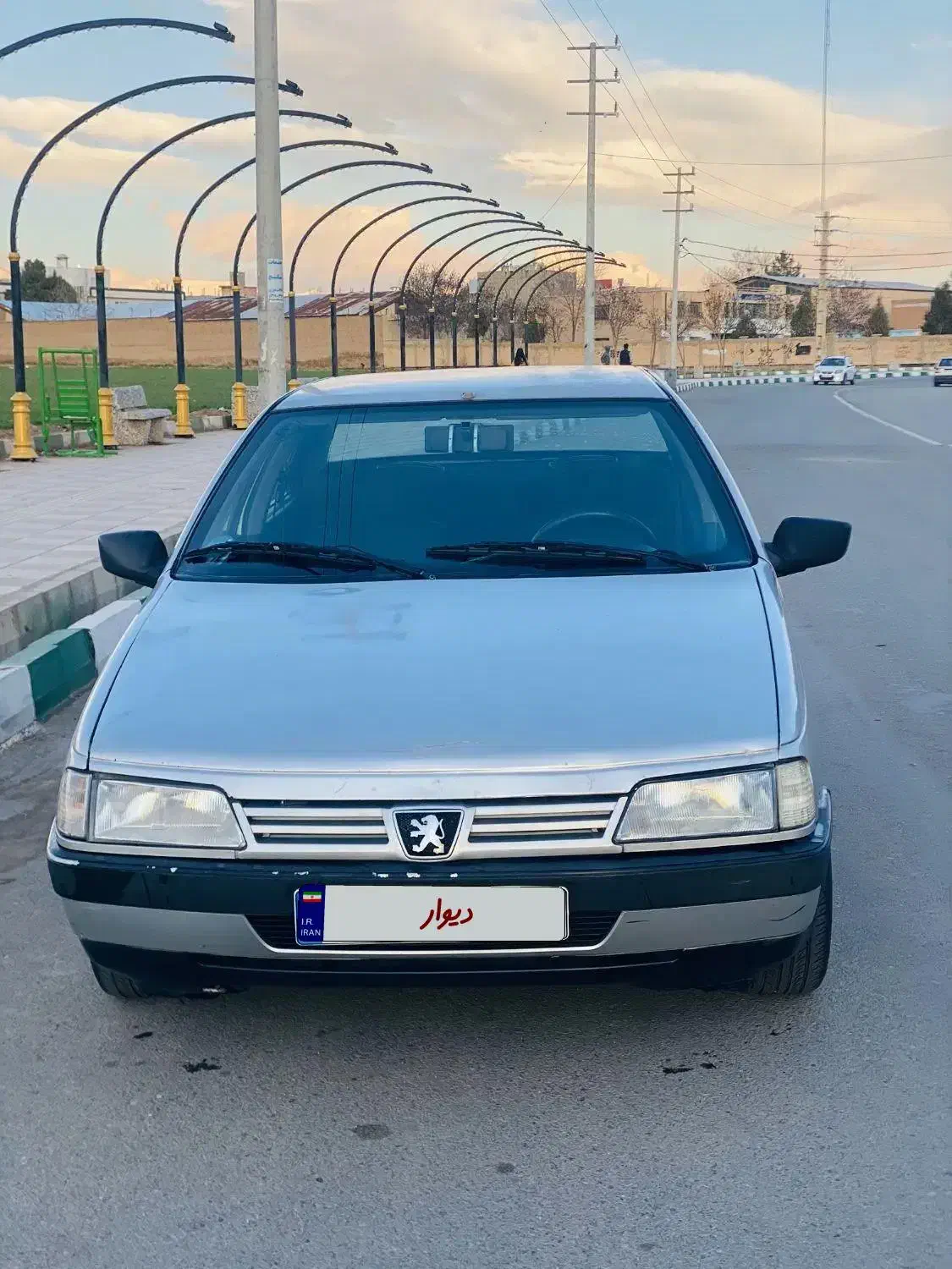 پژو 405 مدل 84|خودرو سواری و وانت|هشتگرد, شهرک وحدت|دیوار