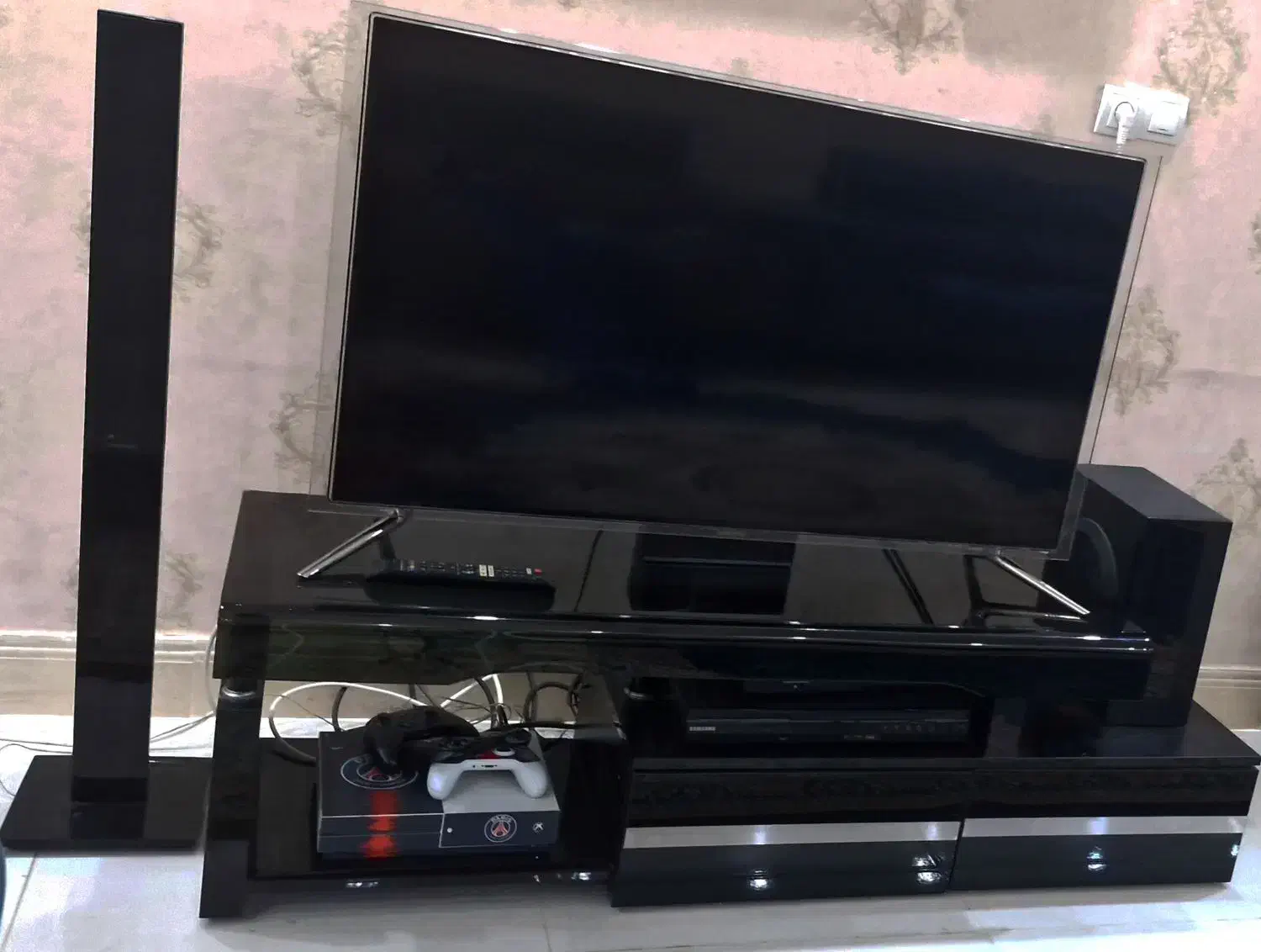 میزتلویزیون ام دی اف وشیشه درممکو|میز تلویزیون|چمران, |دیوار