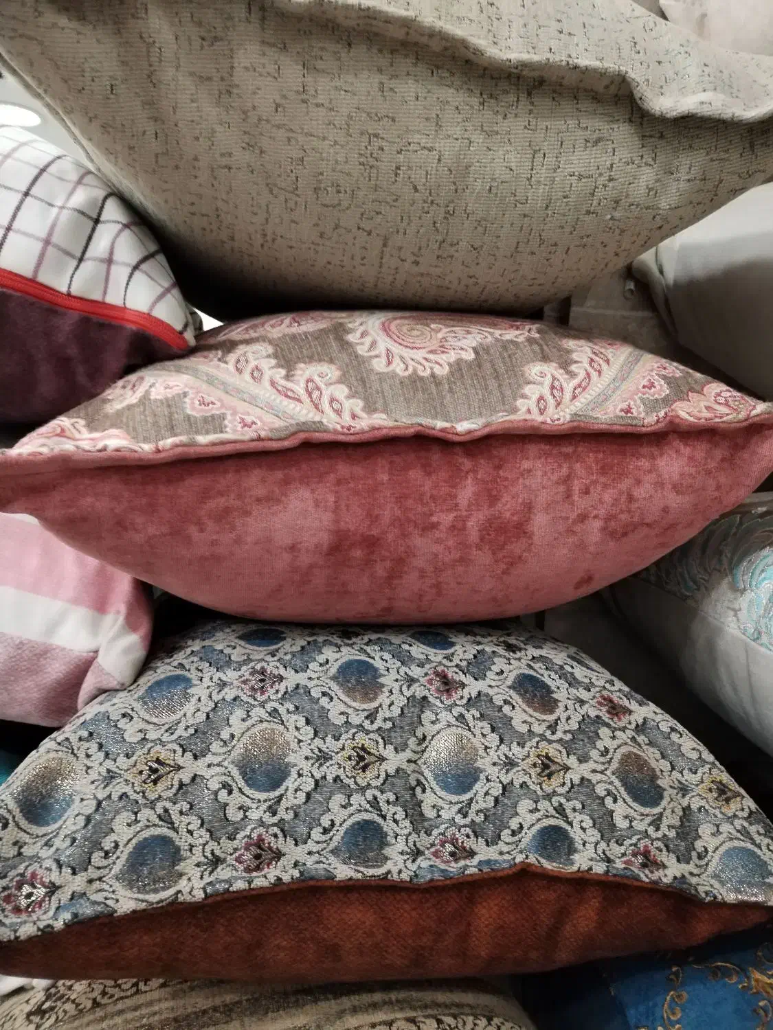 پتو بالش روتختی روفرشی...|رختخواب، بالش، پتو|نورآباد, |دیوار