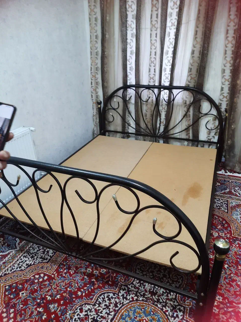 تخت خواب دو نفره فلزی|تخت و سرویس خواب|تویسرکان, |دیوار