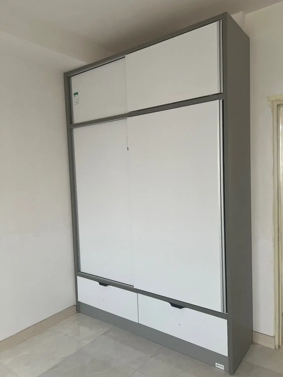 نصاب کابینت کمد دیواری|خدمات پیشه و مهارت|کلاچای, |دیوار