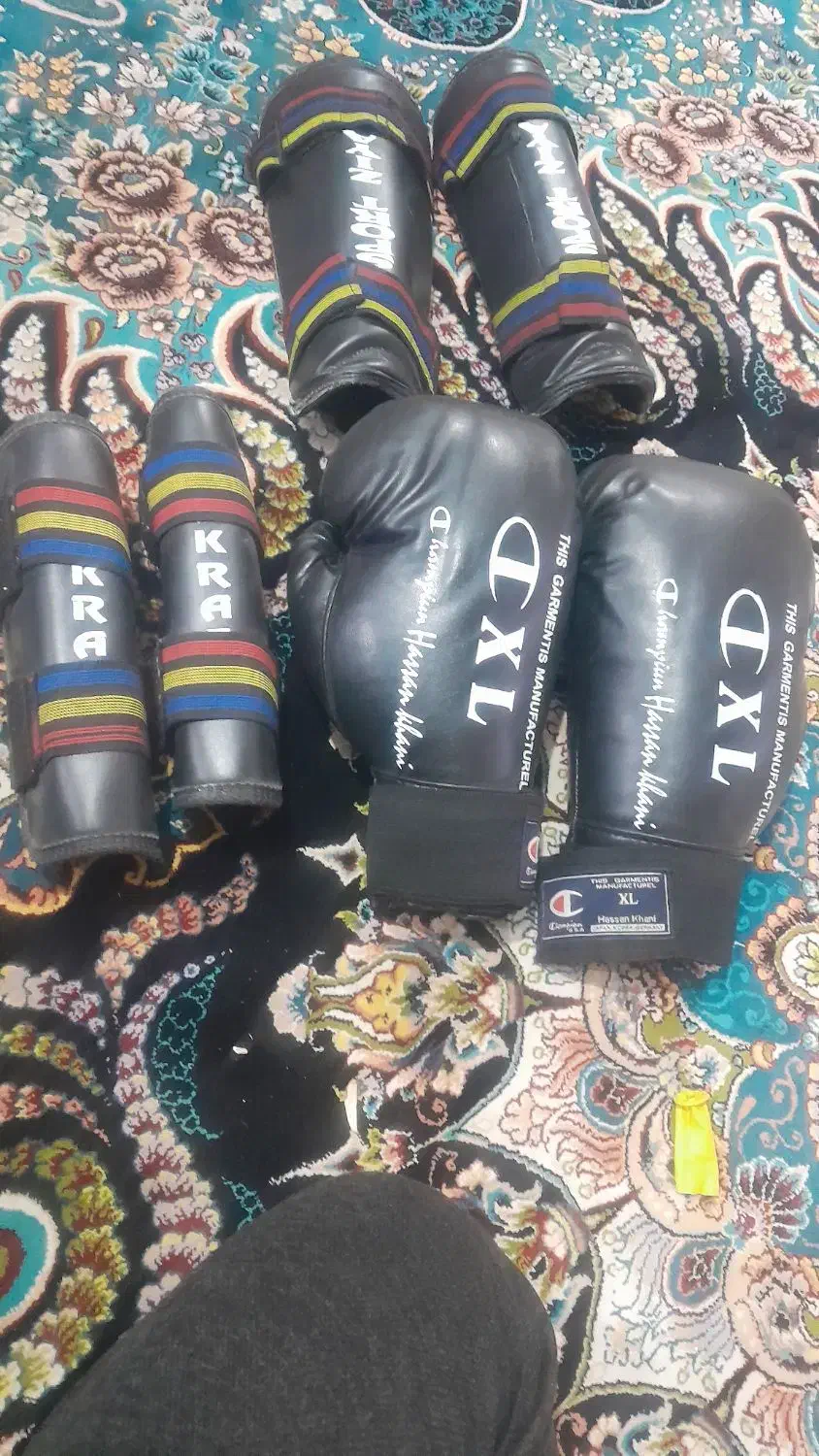 دستکش وروروک|کالسکه و لوازم جانبی|شوشتر, |دیوار