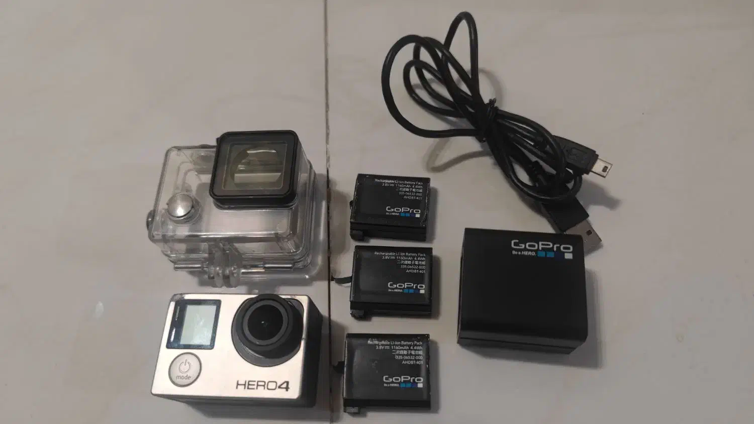 گوپرو هیرو ۴ با مانیتور سه باتری شارژر اصلی باکس|دوربین عکاسی و فیلمبرداری|قزوین, |دیوار