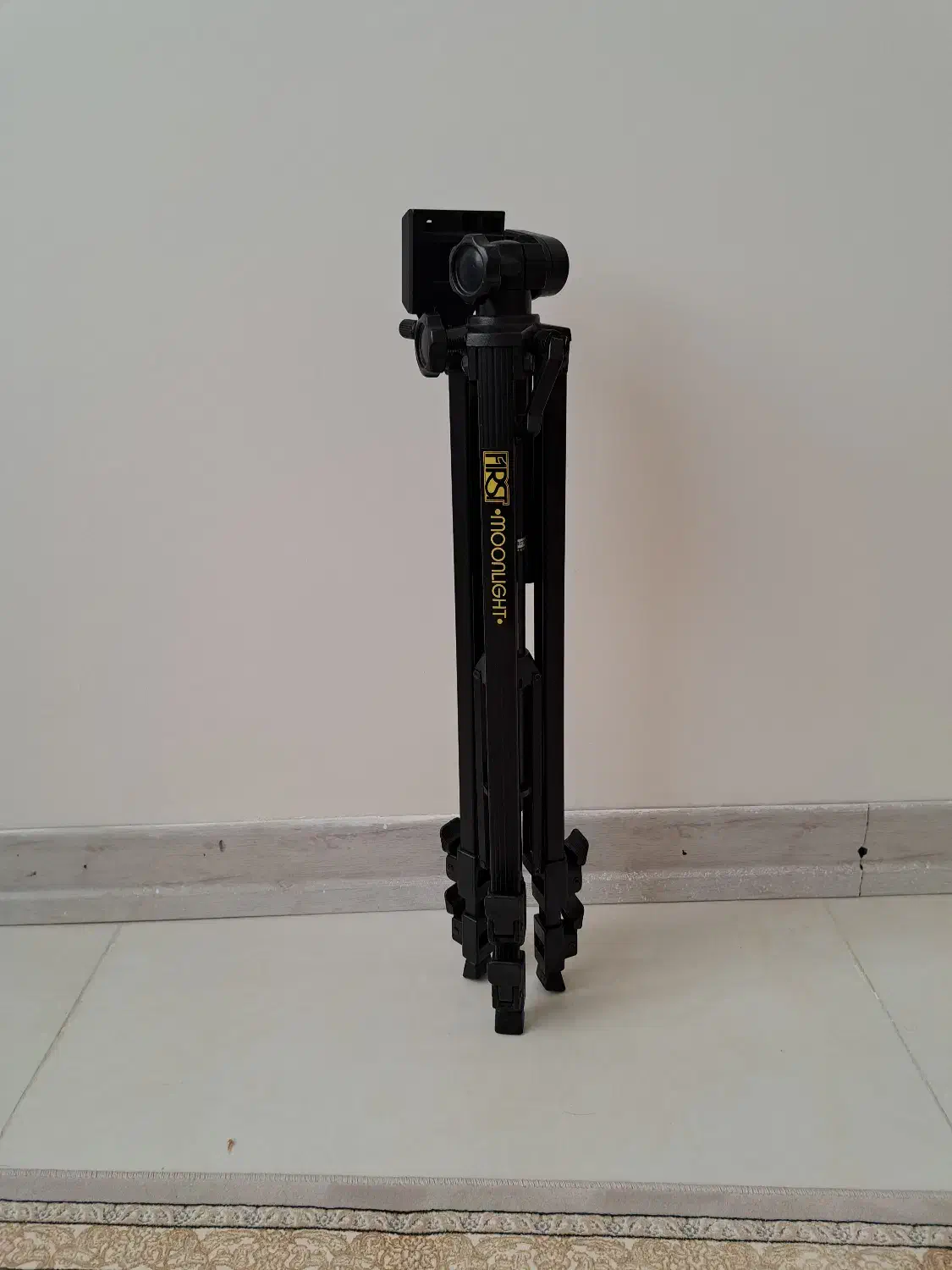 سه پایه دوربین|دوربین عکاسی و فیلمبرداری|تهران, دستغیب|دیوار