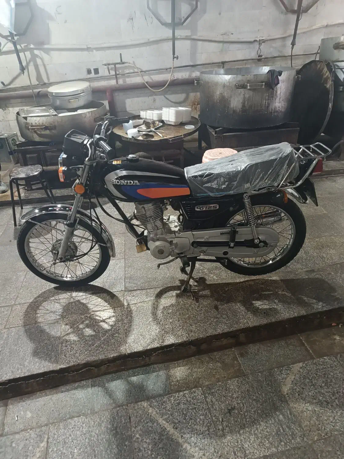 موتور سیکلت مدل ۸۸ تمیز به شرط|موتورسیکلت|مشهد, رضاییه|دیوار