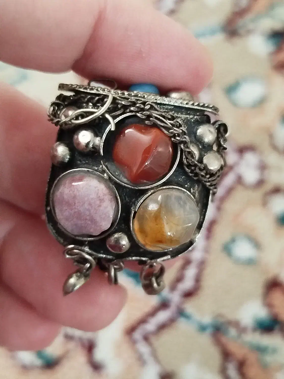 چشم نواز|کلکسیون اشیاء عتیقه|طرقبه, |دیوار