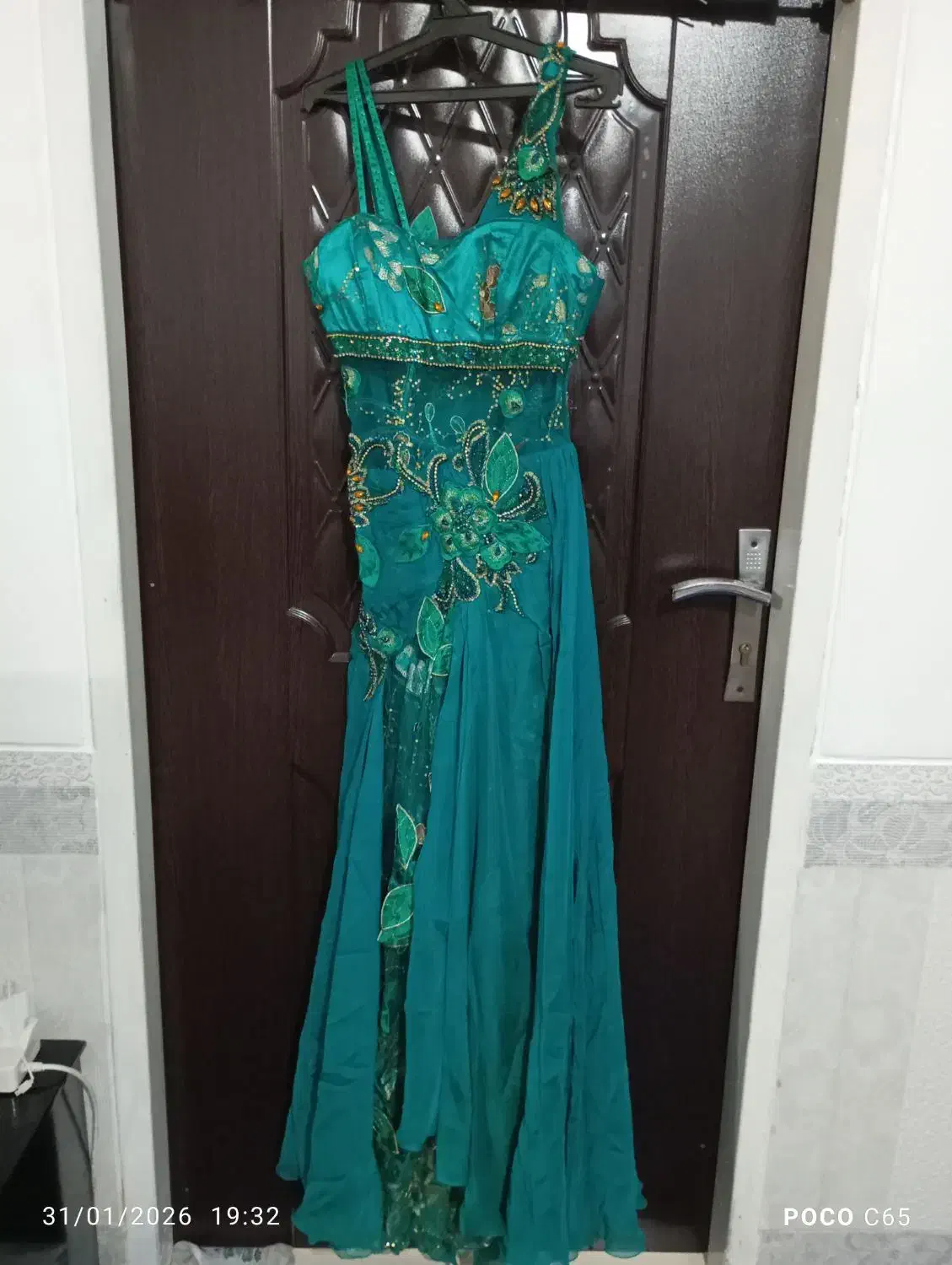 مجلسی|لباس|مرودشت, دولت آباد|دیوار