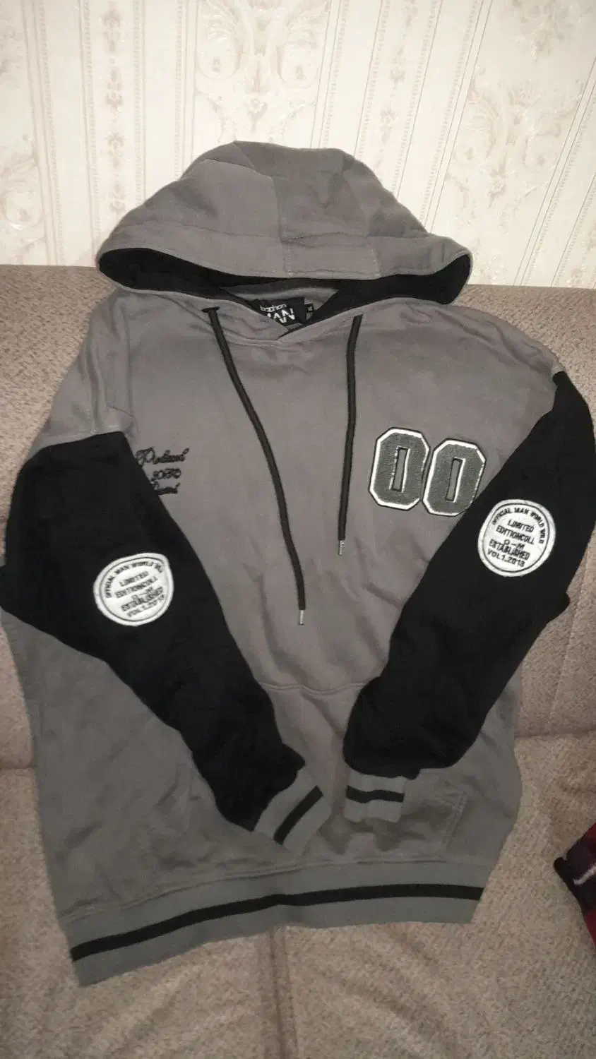 لباس در حد نو|لباس|رباط‌کریم, نصیرشهر|دیوار