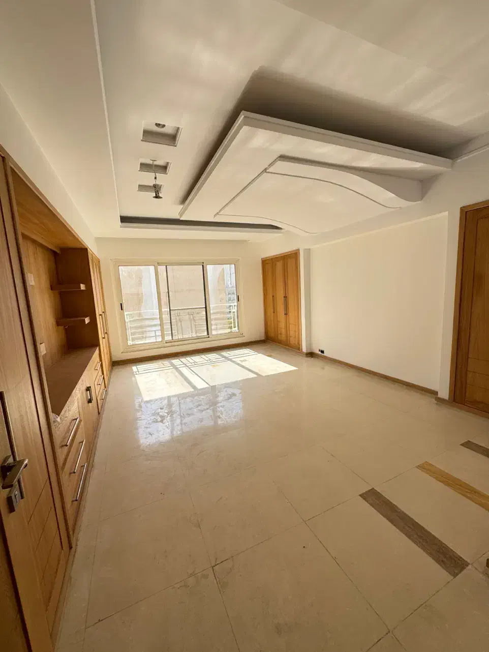 ۱۵۰۰ مستغلات بر اصلی کامرانیه/۵ طبقه تک واحدی|اجارهٔ دفتر کار، اتاق اداری، مطب|تهران, کامرانیه|دیوار