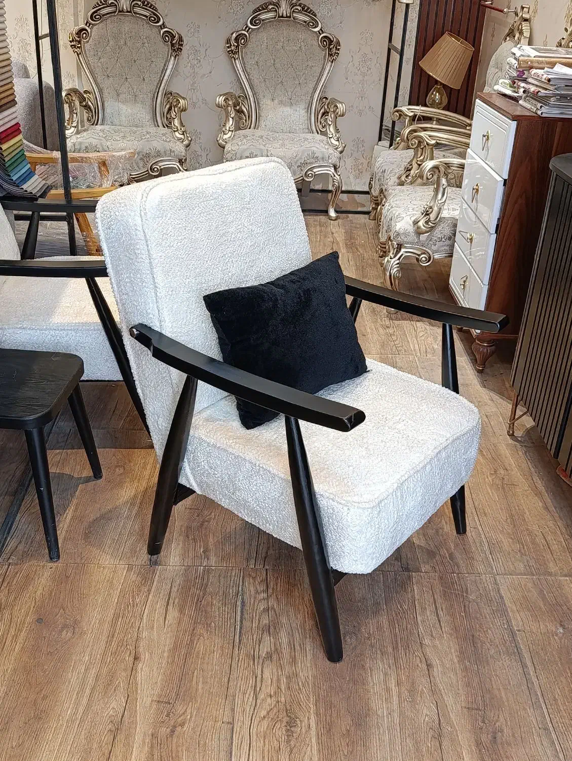 مبل مینیمال|مبلمان خانگی و میز عسلی|خرم‌آباد, |دیوار