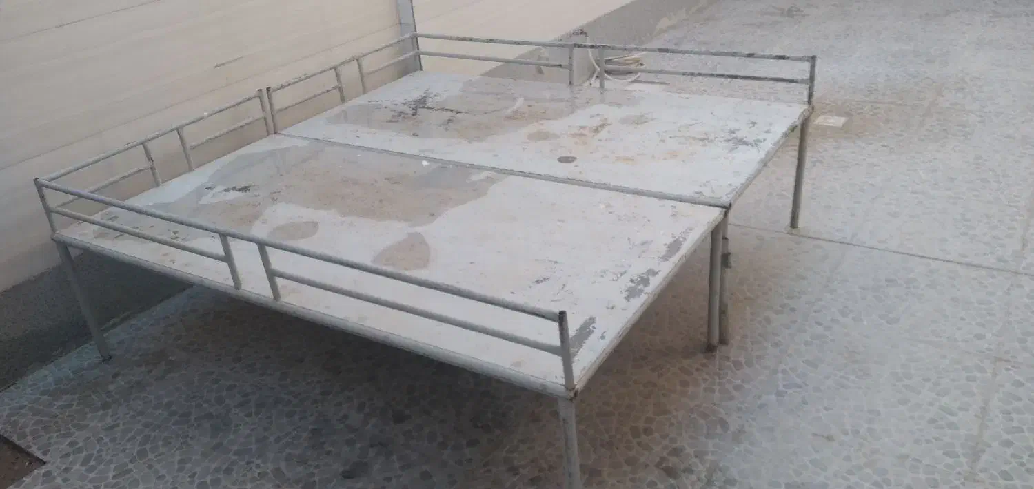 تخت آهنی محکم و ضخیم|تخت و سرویس خواب|مرودشت, شهرک مهدیه|دیوار
