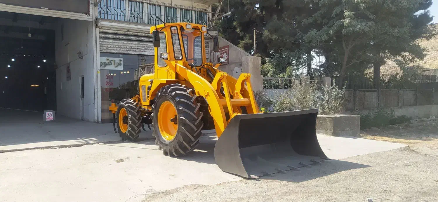 تراکتور بیل لودری تراکلودر|خودرو سنگین|مشهد, میان ولایت|دیوار