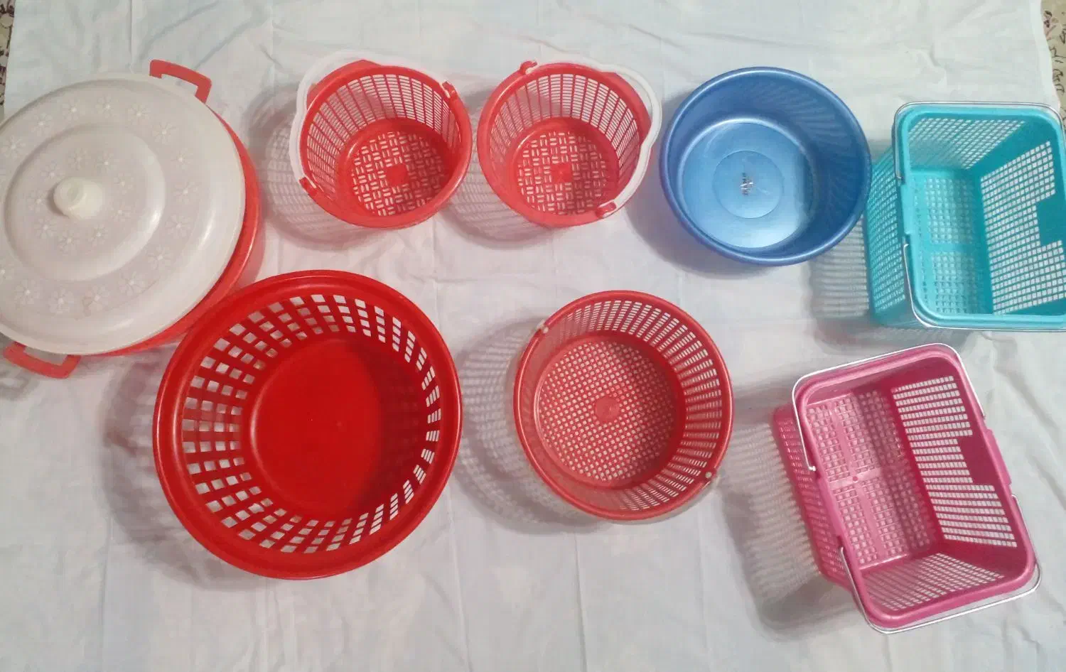 پلاستیک جات|ظروف نگهدارنده، پلاستیکی، یک‌بارمصرف|قائن, |دیوار