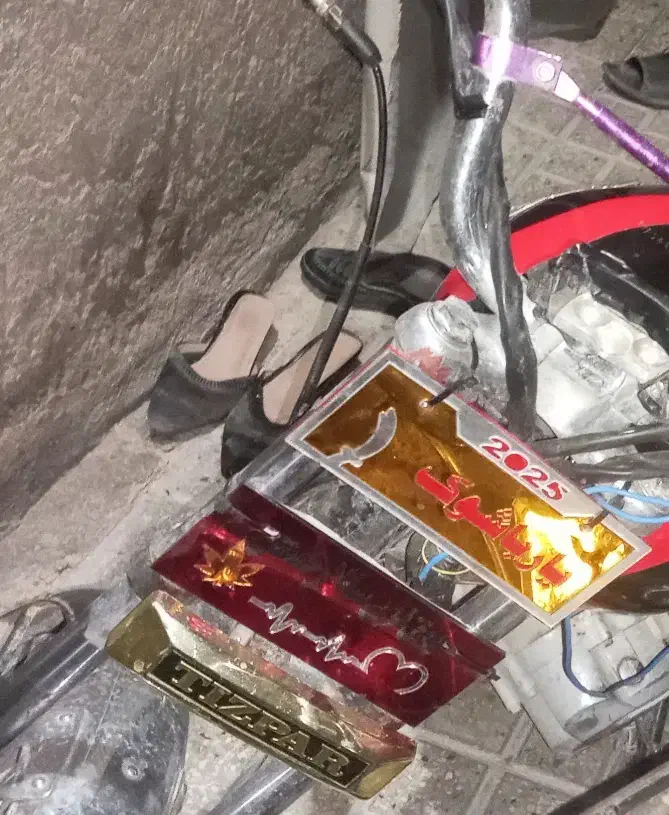 موتور|موتورسیکلت|خاش, |دیوار