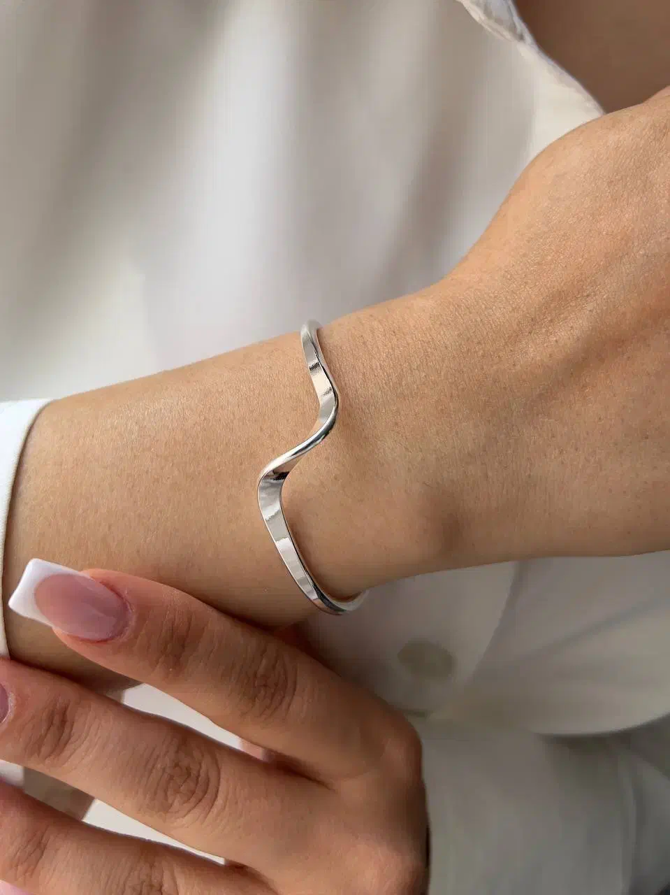 دستبند (بنگل) زنانه موج|بدلیجات|تهران, تهرانپارس غربی|دیوار