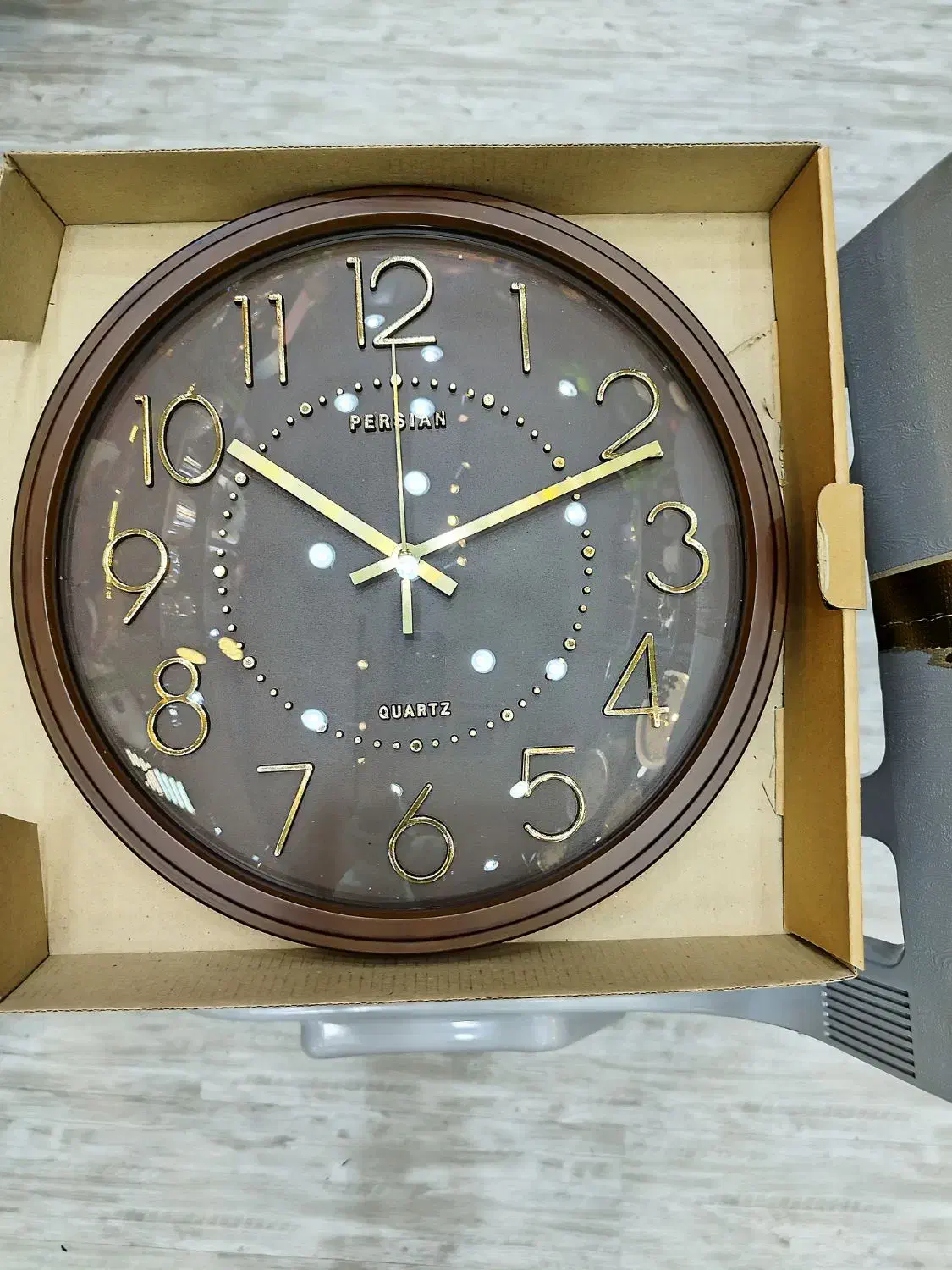 ساعت رنگی|ساعت دیواری و تزئینی|فردیس, فردیس|دیوار