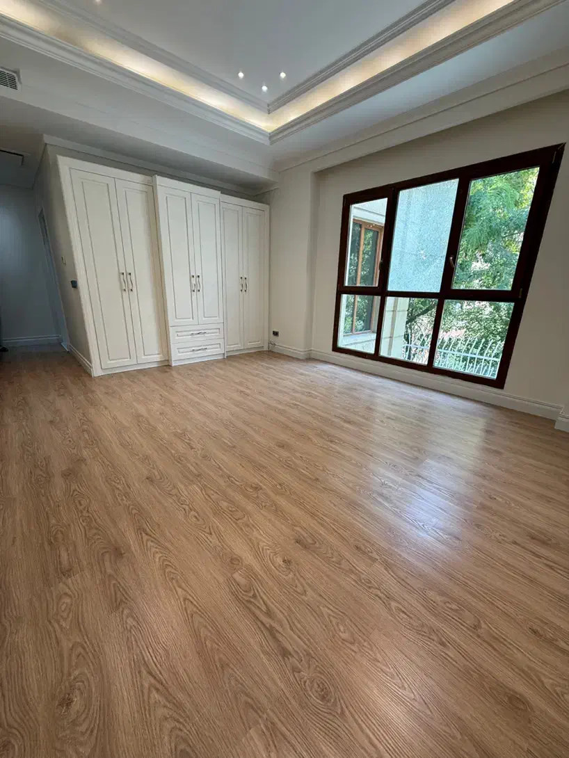 قیطریه ۲۲۰ متر نوساز (قابل تبدیل)