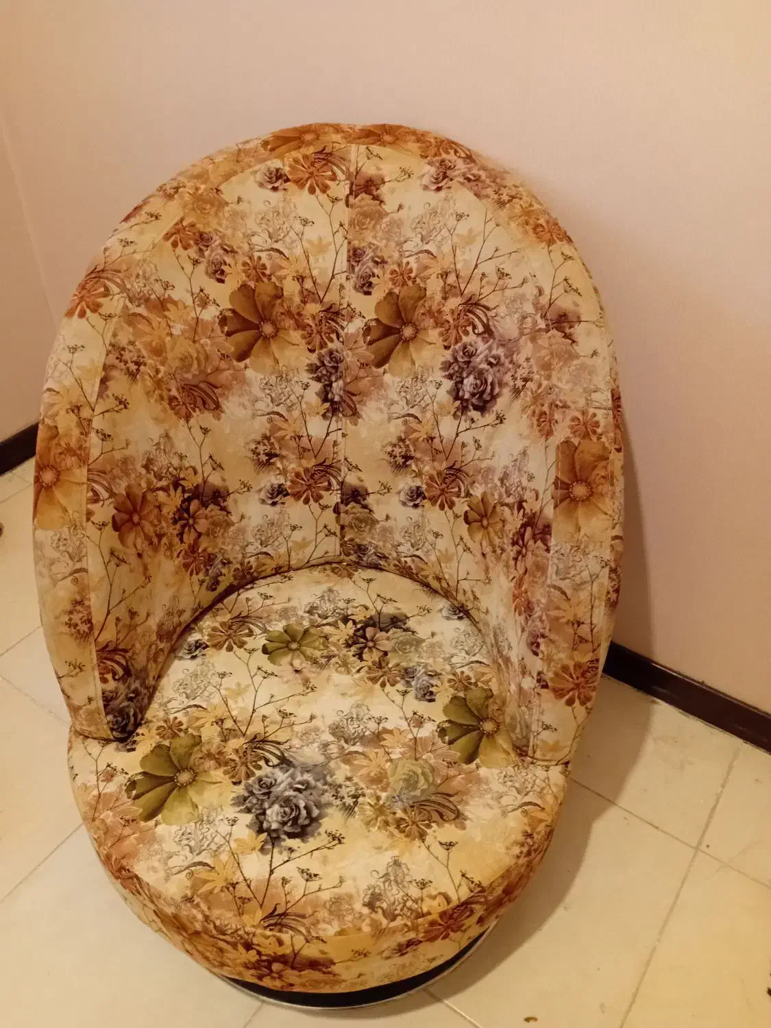مبل تک نفره چرخشی|مبلمان خانگی و میز عسلی|محمدشهر, شهرک پیام (مهرالبرز)|دیوار