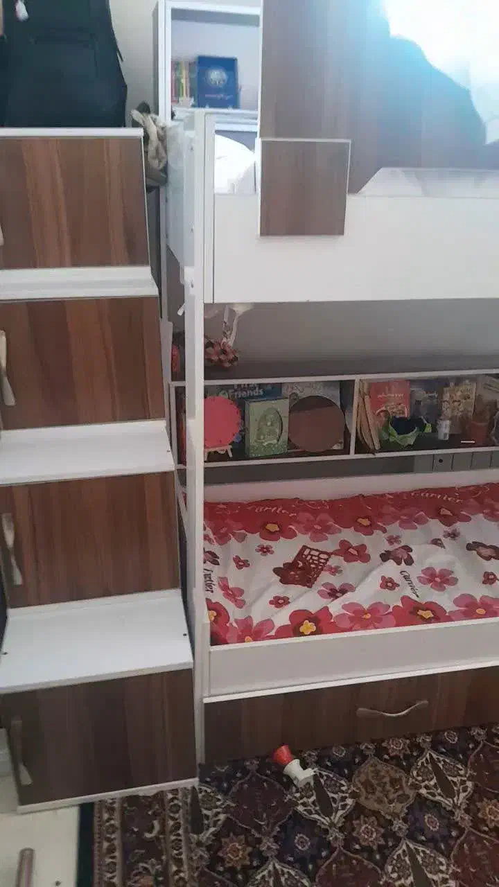 تخت نوجوان دو طبقه|تخت و سرویس خواب|برخوار, |دیوار