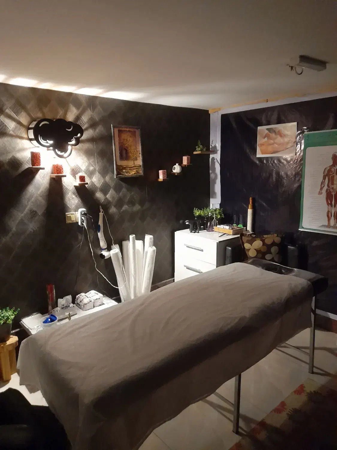 سالن ماساژ|خدمات آرایشگری و زیبایی|جهرم, |دیوار