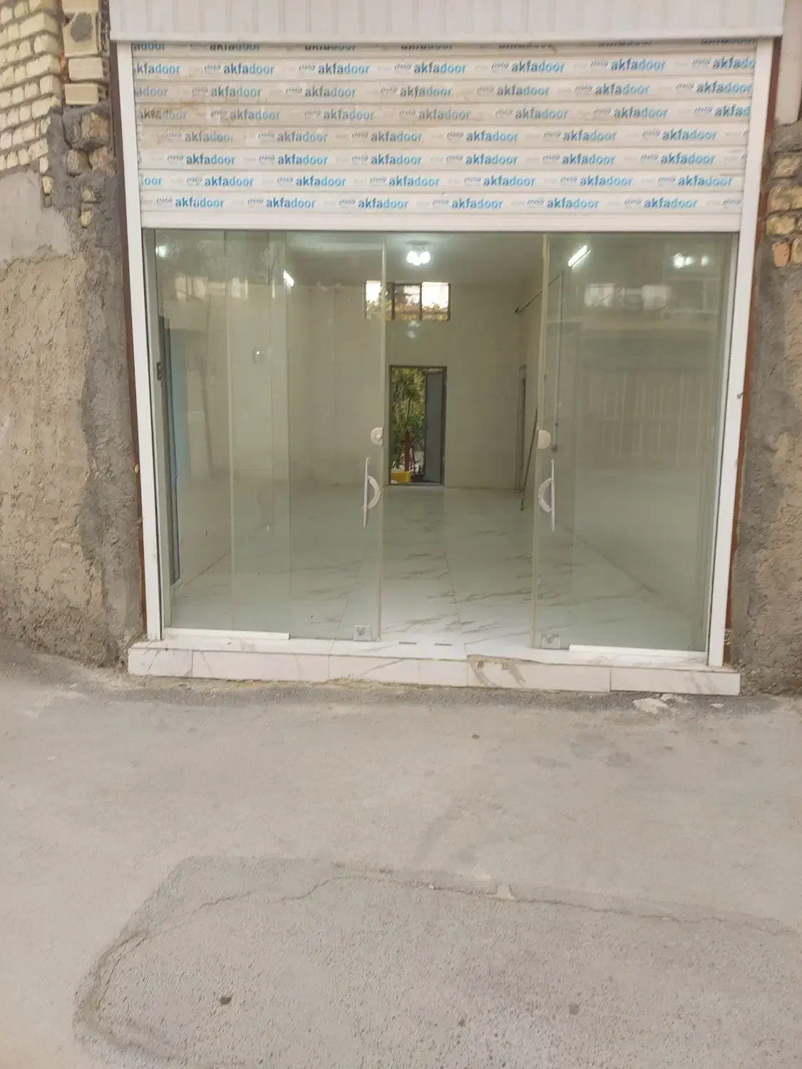 مغازه اجاره|اجارهٔ مغازه و غرفه|خمینی‌شهر, |دیوار