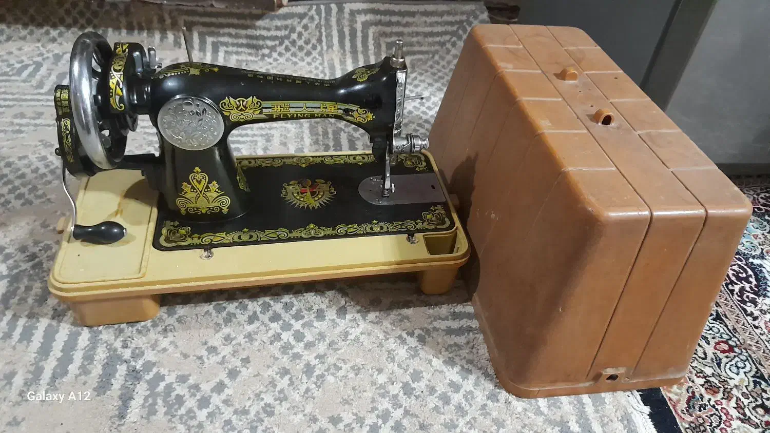 چرخ خیاطی|چرخ خیاطی و ریسندگی|رشت, دخانیات|دیوار