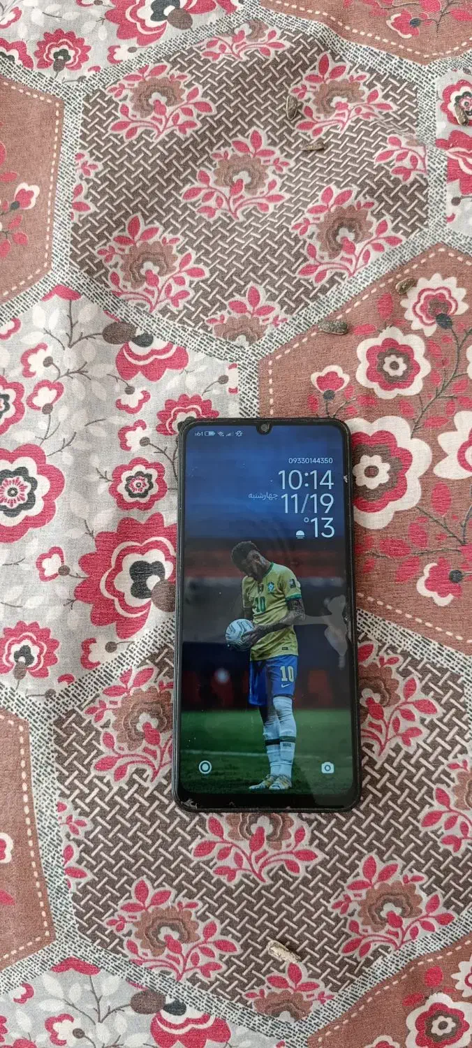 گوشی در حد نو|موبایل|کاشمر, |دیوار