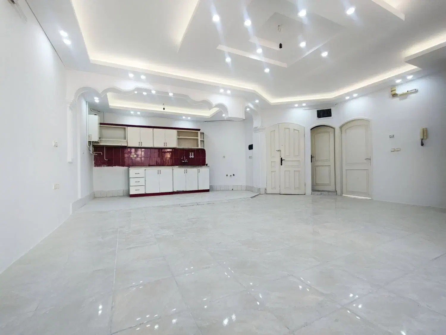 آپارتمان امامت ۳۶ زیر فی منطقه برای بخر بفروش ها|فروش آپارتمان|مشهد, آزادشهر|دیوار