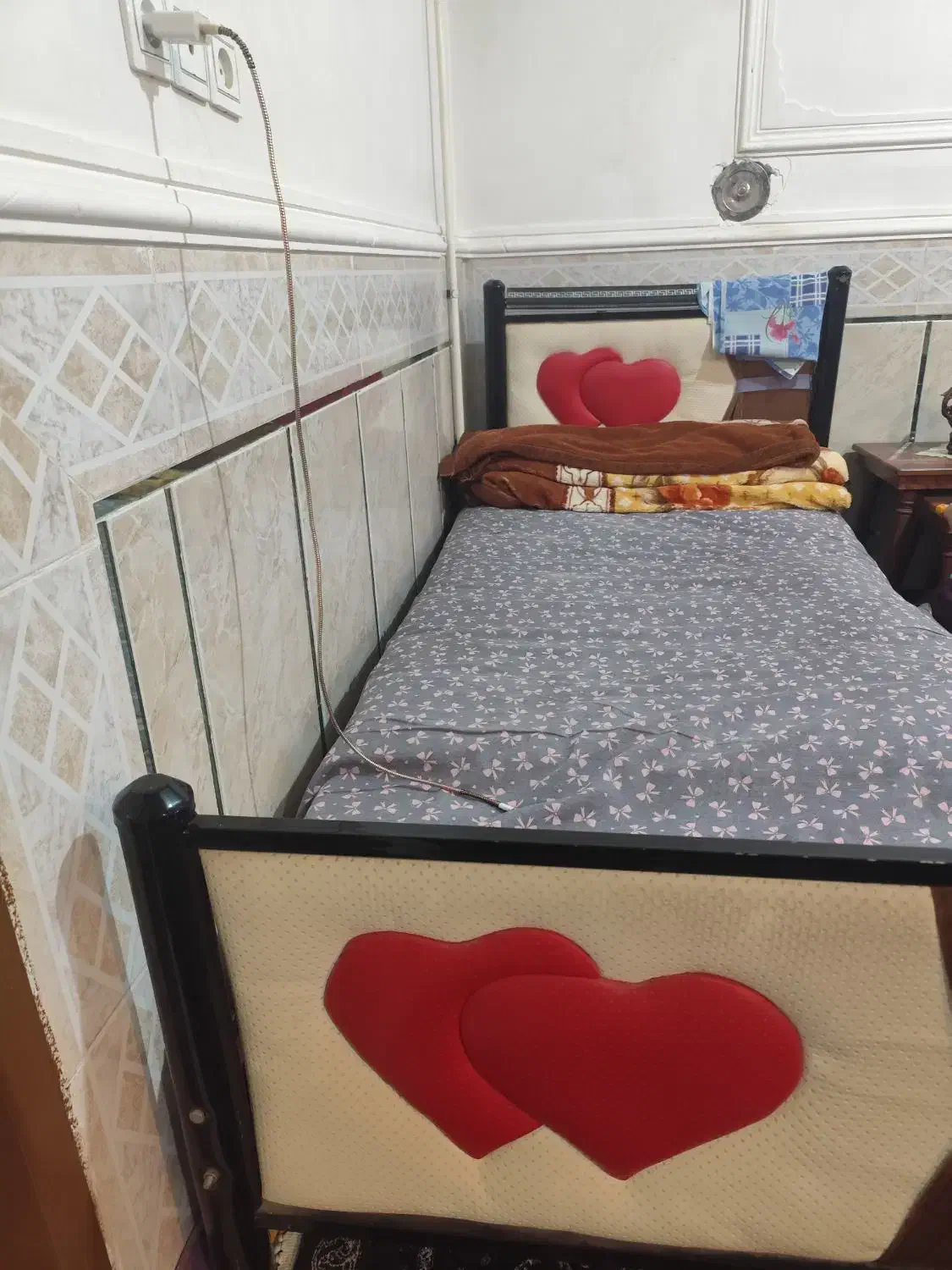 تخت|تشک تختخواب|زاهدان, |دیوار