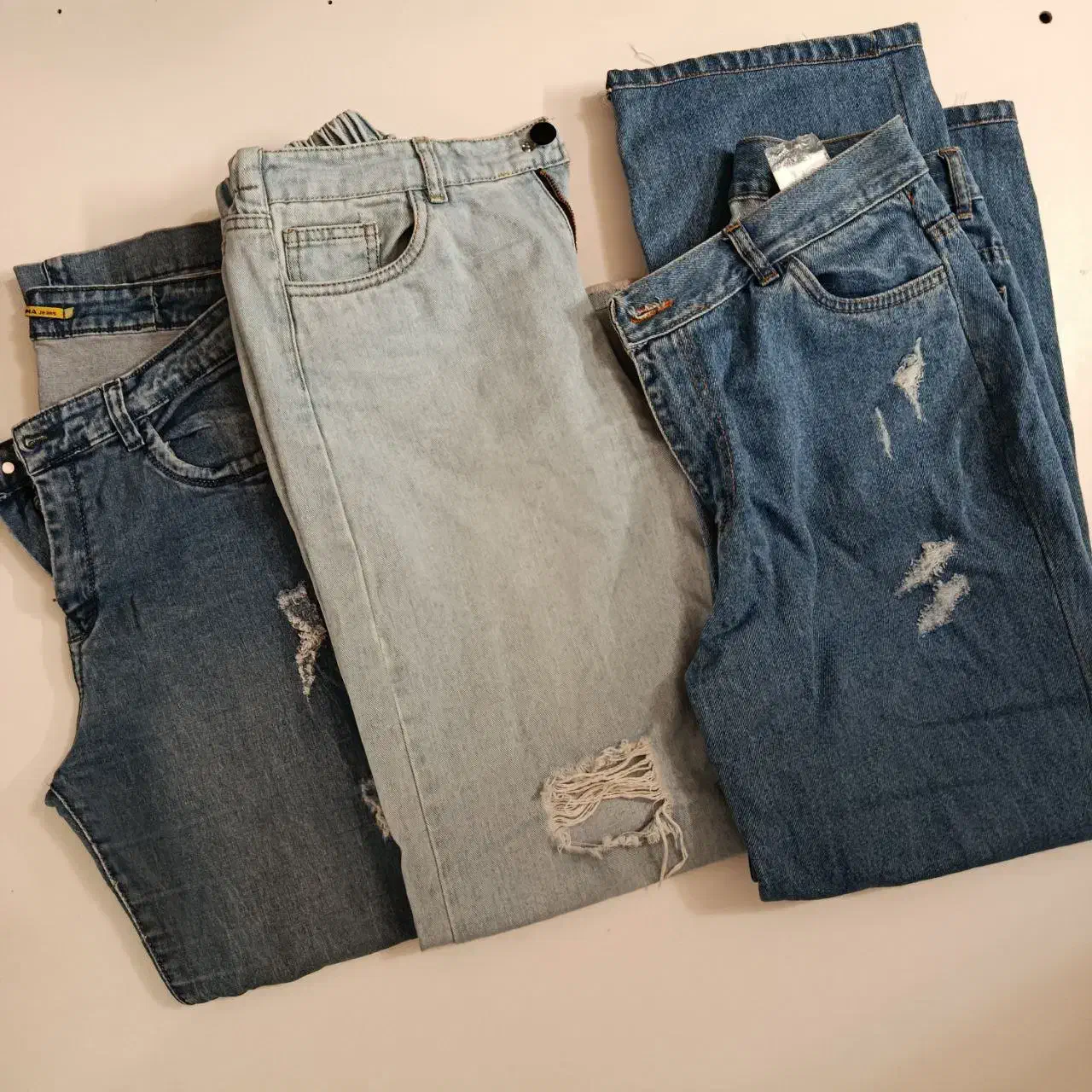 تعدادی شلوار لی|لباس|شاهرود, |دیوار