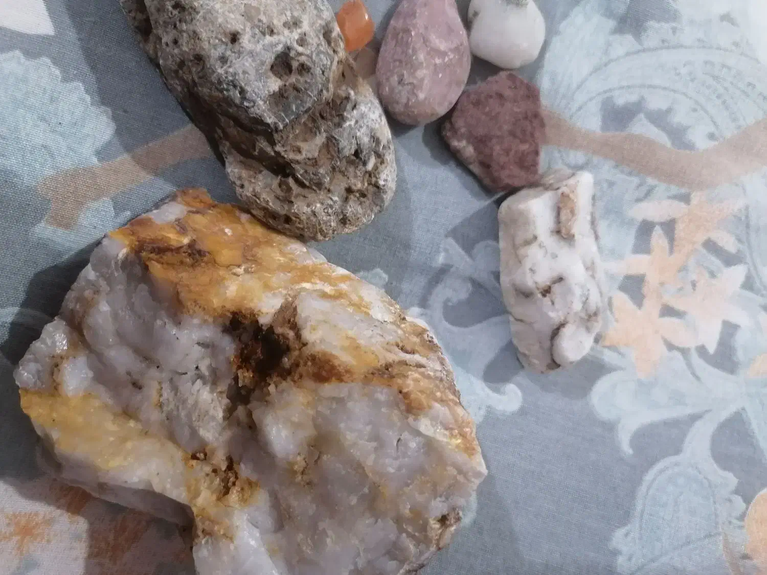 سنگ قیمتی|جواهرات|آق قلا, |دیوار