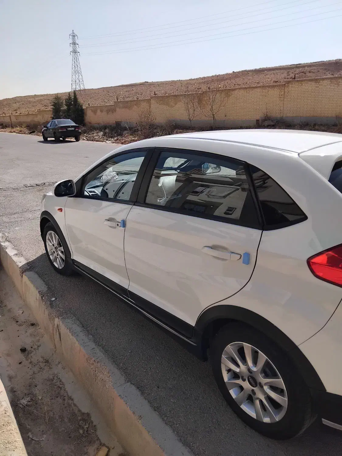 ام وی ام ۳۱۵ مدل۹۶نیو H|خودرو سواری و وانت|شیراز, حجت آباد|دیوار