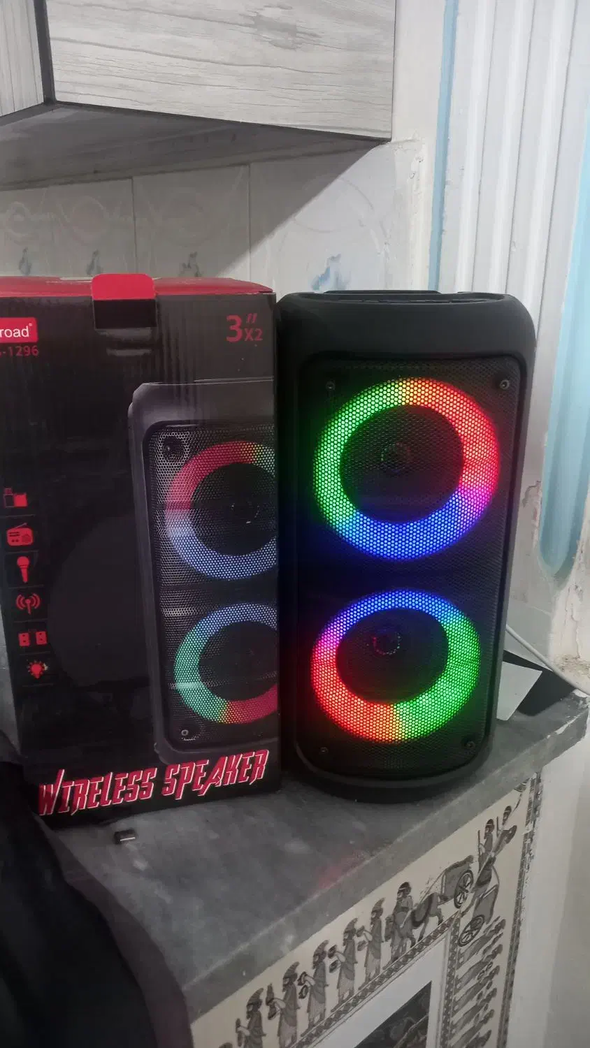 اسپیکر مجلسی|پخش‌کننده همراه|سردرود, |دیوار