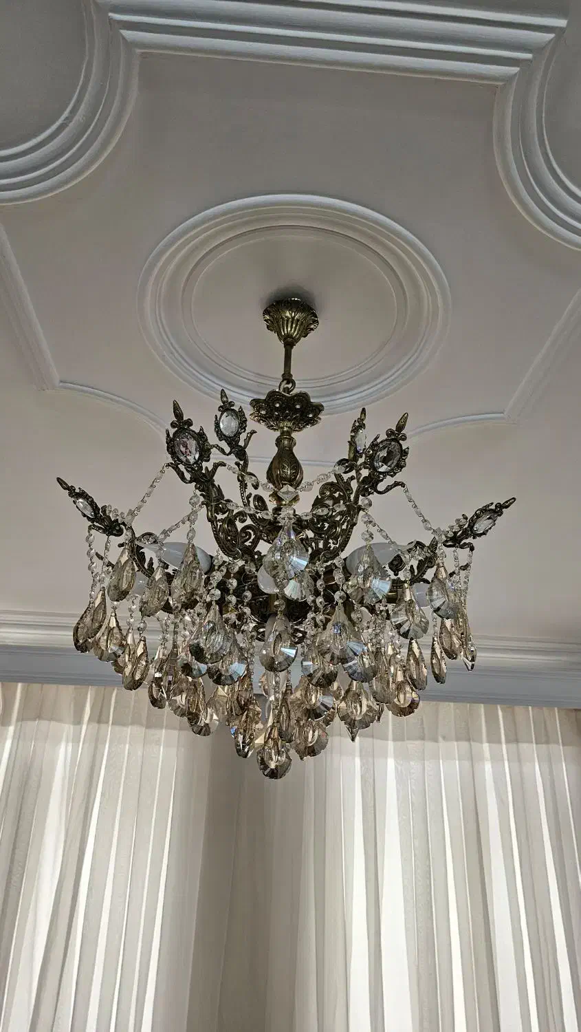 دوعدد لوستر برنز و آویزهای کریستالی|لوستر و چراغ آویز|تهران, امیر بهادر|دیوار