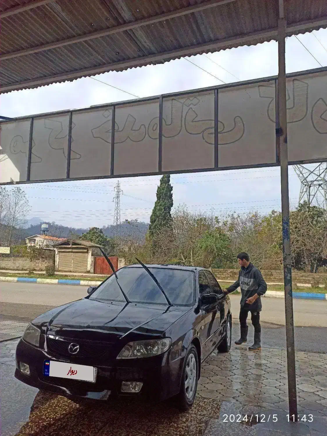 مزدا 323 تیپ ۳ سانروف دار|خودرو سواری و وانت|تهران, صاحب الزمان|دیوار