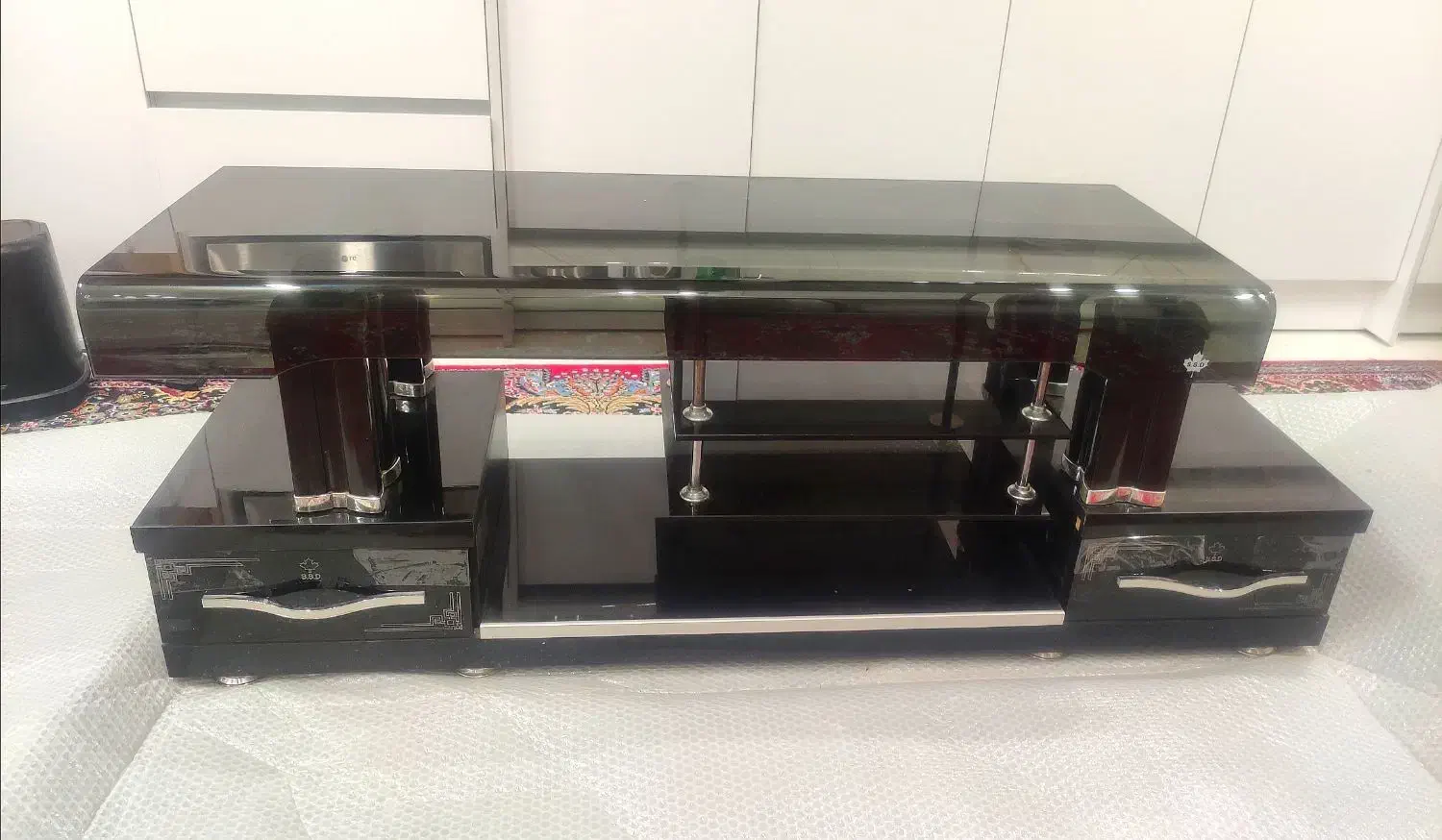 میز تلویزیون شیشه ای سالم|میز تلویزیون|شیراز, باغ تخت|دیوار