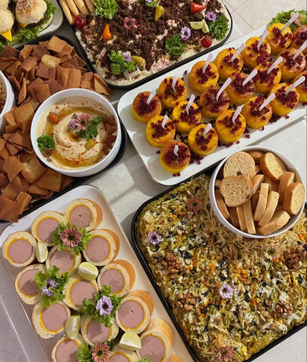 بادکنک آرایی وگل آرایی و فینگر فود|خدمات پذیرایی، مراسم|مشهد, صیاد شیرازی|دیوار