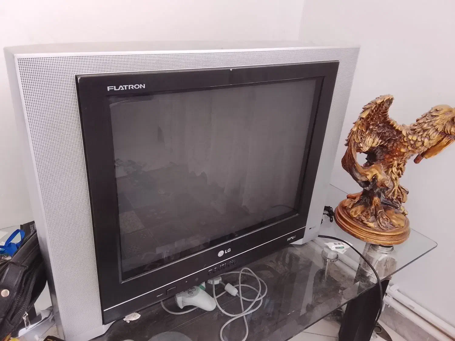 پلی استیشن وان به همراه تلویزیون دو دسته|کنسول، بازی ویدئویی و آنلاین|پردیس, فاز ۲|دیوار