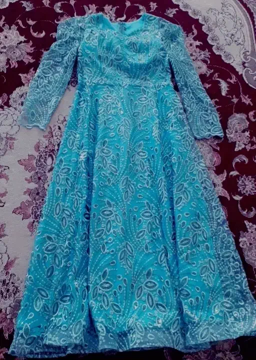 پیراهن زنانه|لباس|شیروان (خراسان), |دیوار