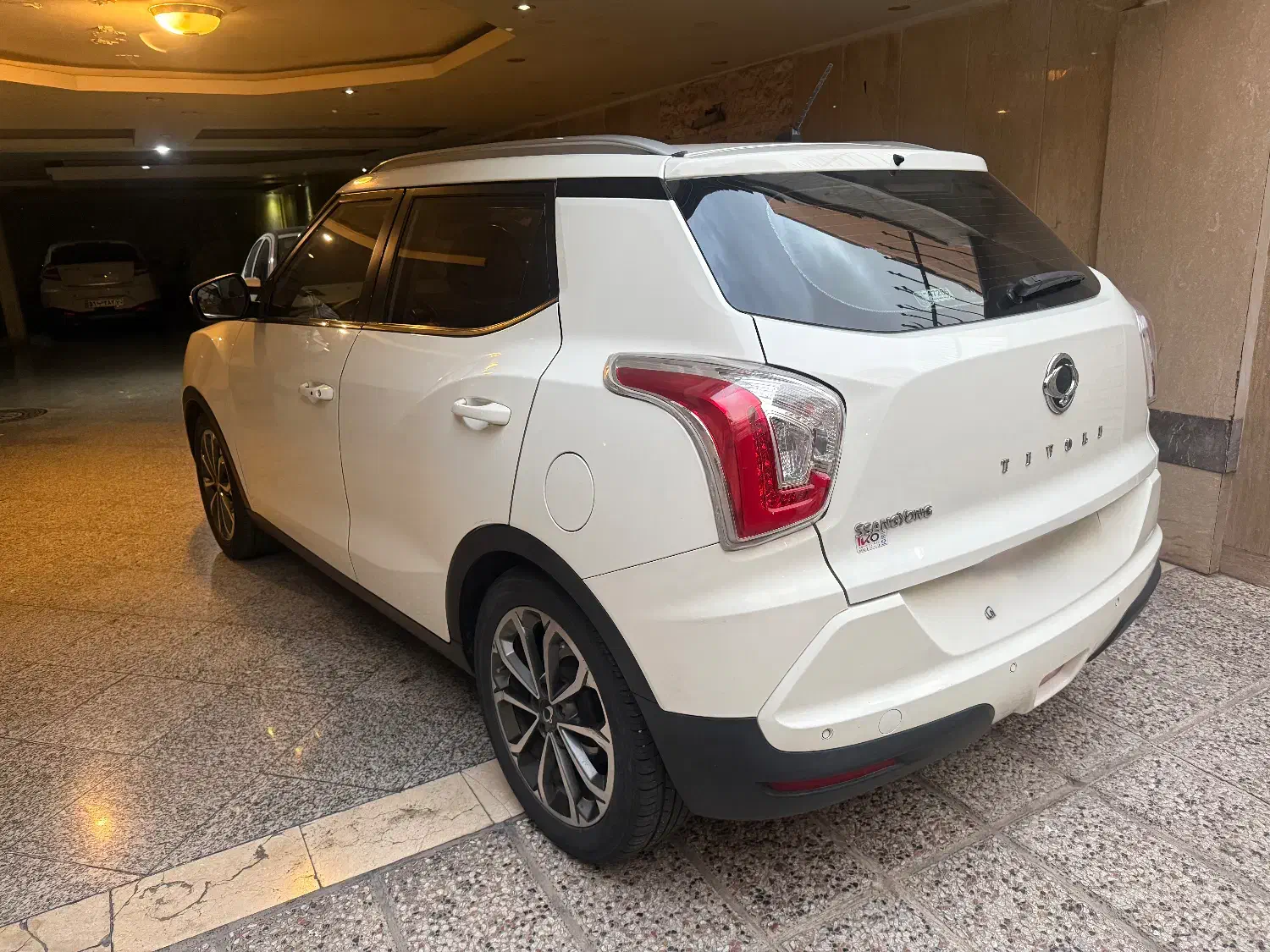 تیوولی ۲۰۱۷ فول|خودرو سواری و وانت|تهران, نیلوفر|دیوار