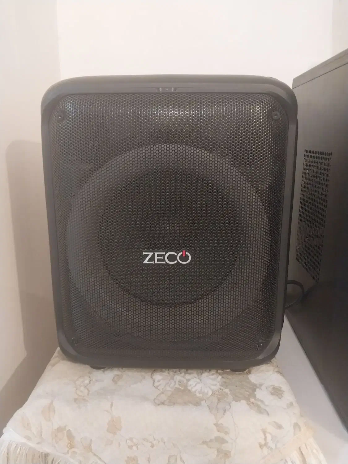 استیکر zeco|سیستم صوتی خانگی|پرند, فاز ۶|دیوار