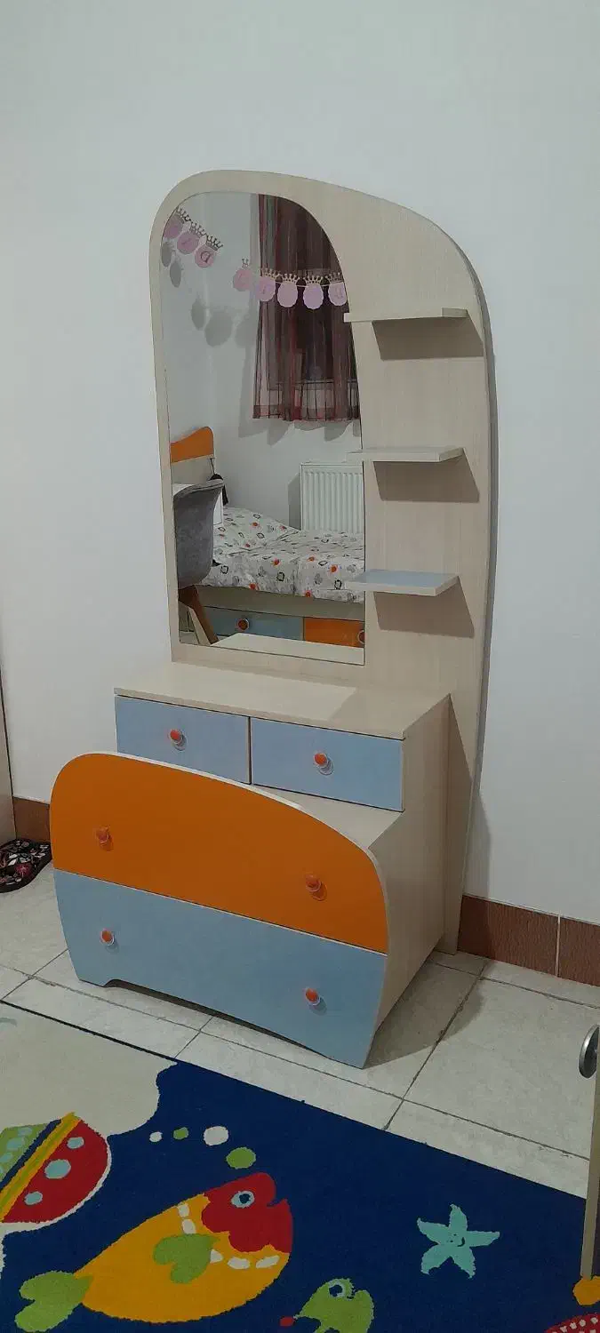 سرویس تخت و کمد|اسباب و اثاث بچه|سمنان, |دیوار