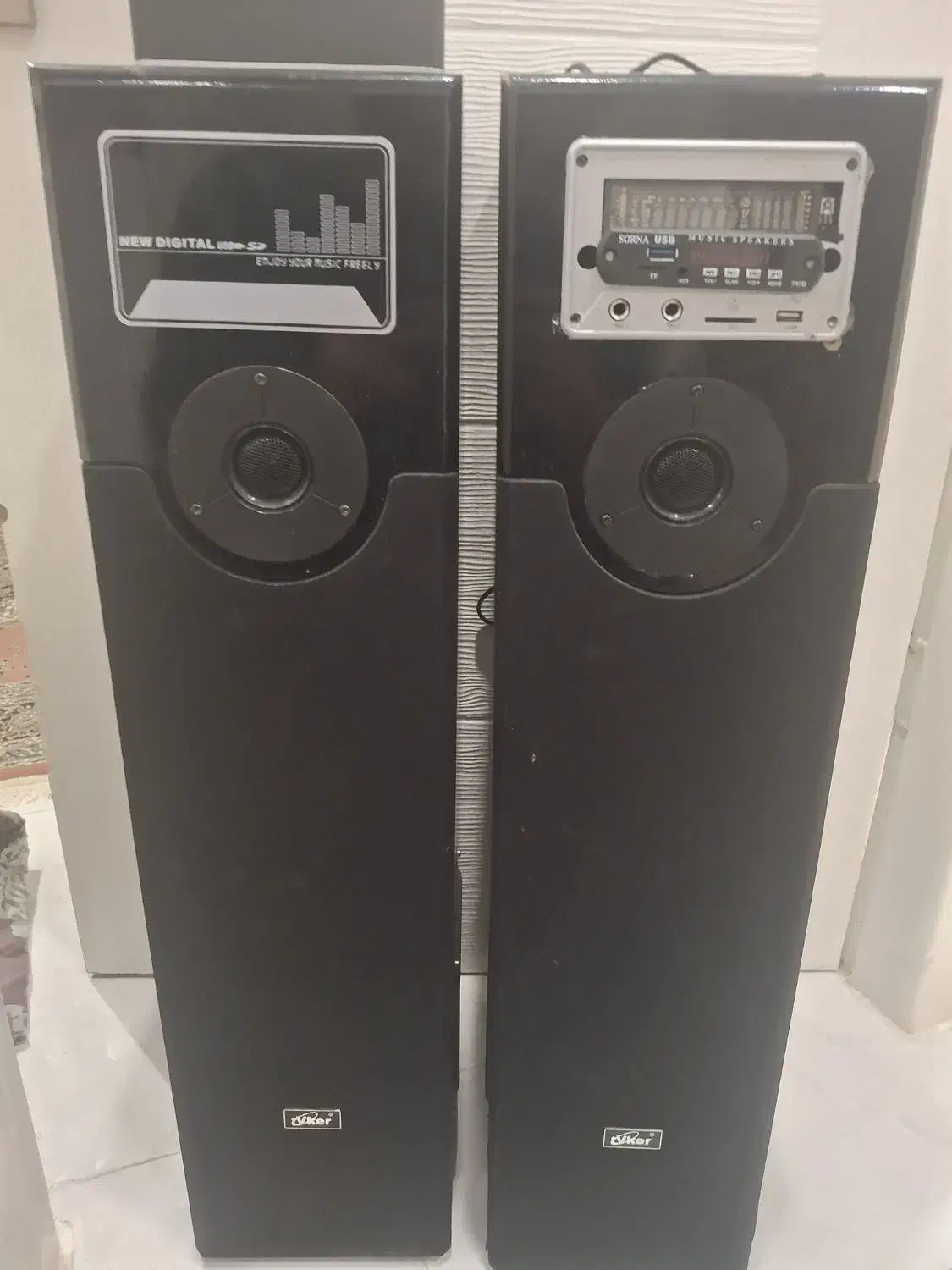 اسپیکر ایستاده جفت دو عدد ویکر بلوتوثی|سیستم صوتی خانگی|تهران, تهرانپارس غربی|دیوار