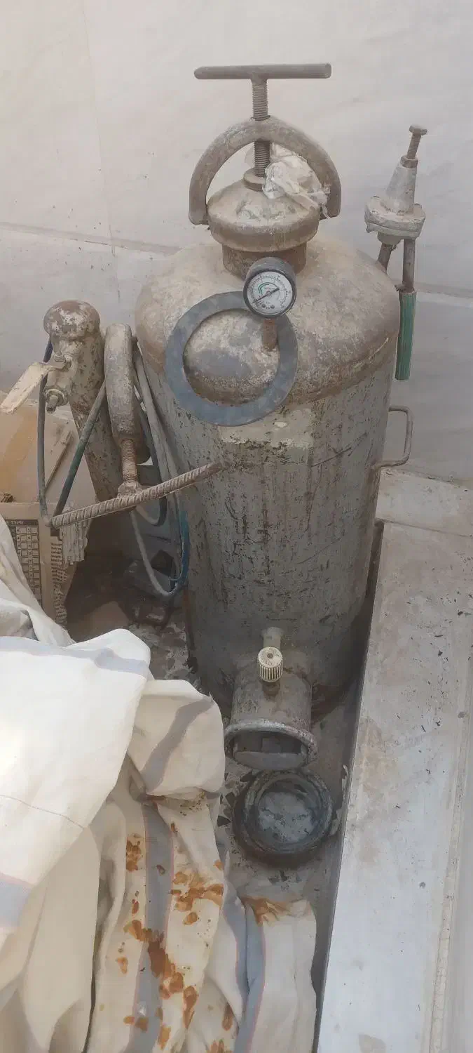 دیگ کاربیت|ابزارآلات|مسجد سلیمان, |دیوار