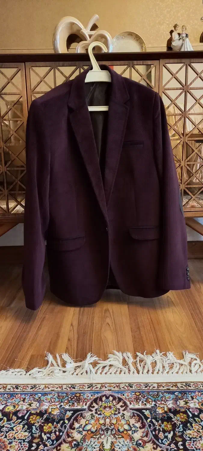 کت مخملی|لباس|جلفا, |دیوار