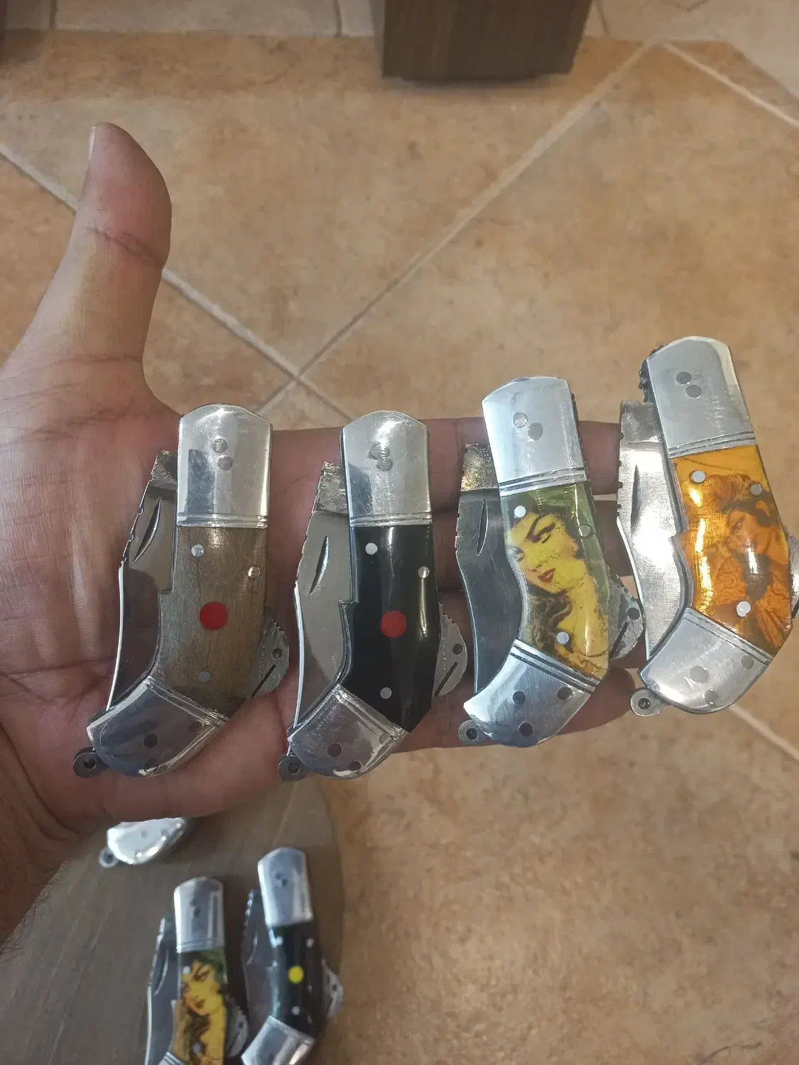 چاقو کارد کلکسیونی|کلکسیون اشیاء عتیقه|شیراز, معالیآباد|دیوار