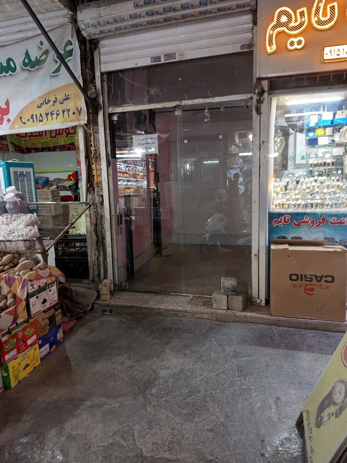 اجاره مغازه ۸ متری امام خمینی 2 بازارچه کفاشها|اجارهٔ مغازه و غرفه|قوچان, |دیوار