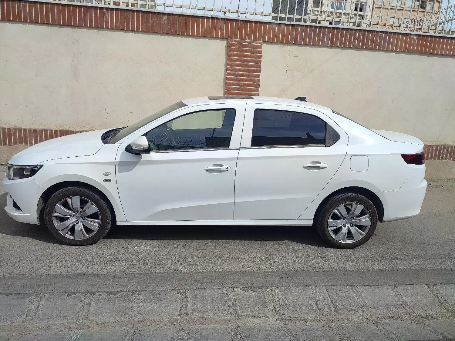 تارا وی 4  ۱۴۰۴ اتومات فول کارت طلایی|خودرو سواری و وانت|زاهدان, |دیوار