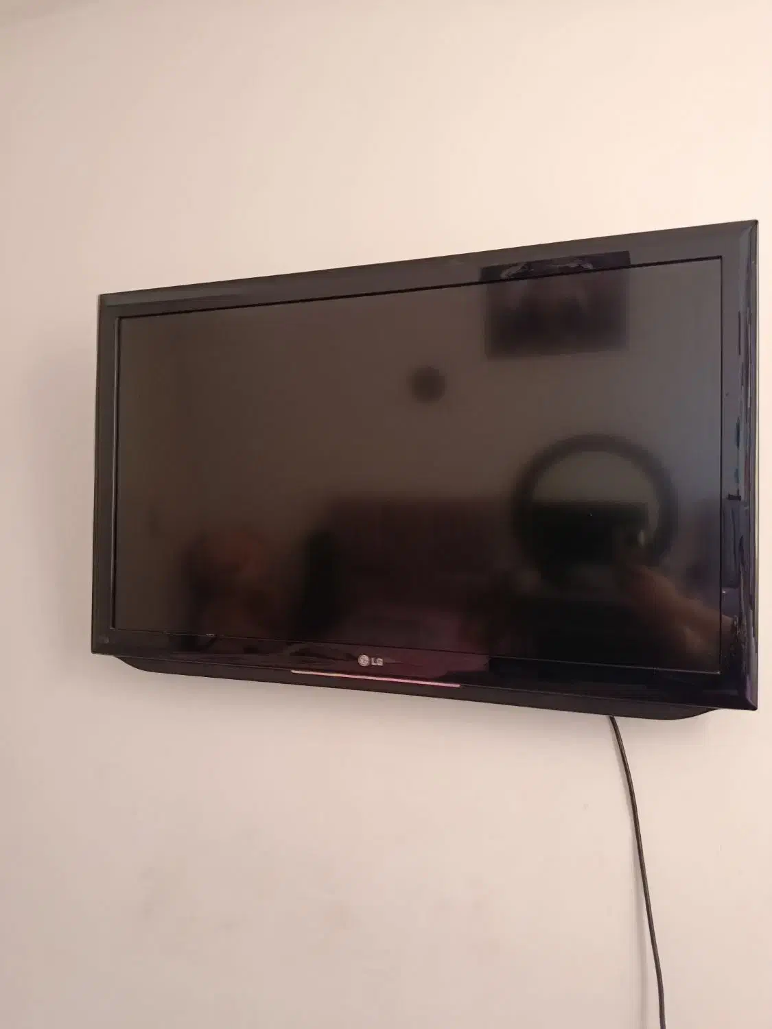 تلویزیون|تلویزیون و پروژکتور|بروجرد, |دیوار