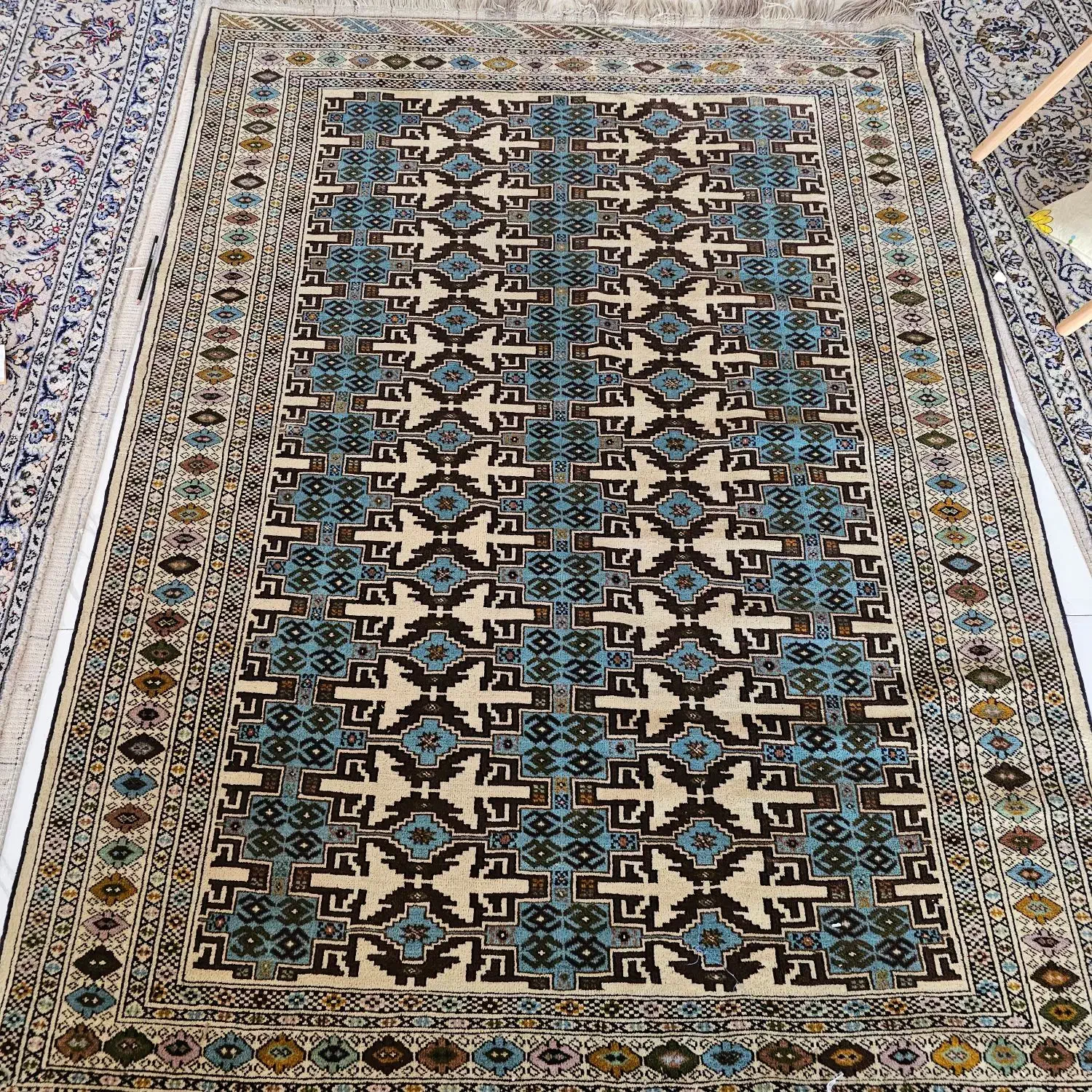 ترکمن قدیمی سالم رنگهای کرم قهوای رنگهای جذاب|فرش|زنجان, |دیوار